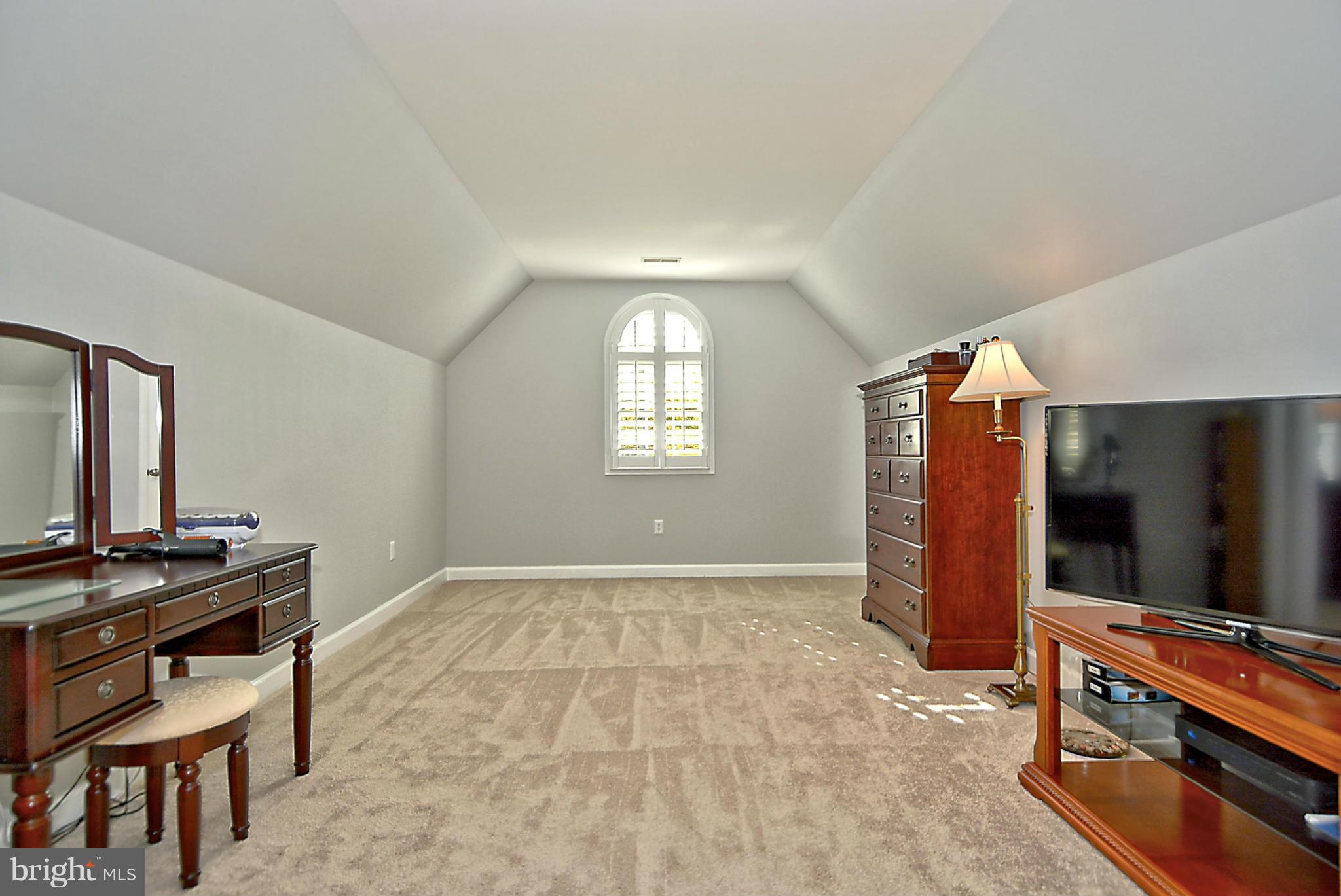 TOWN OF PURCELLVILLE - Residential