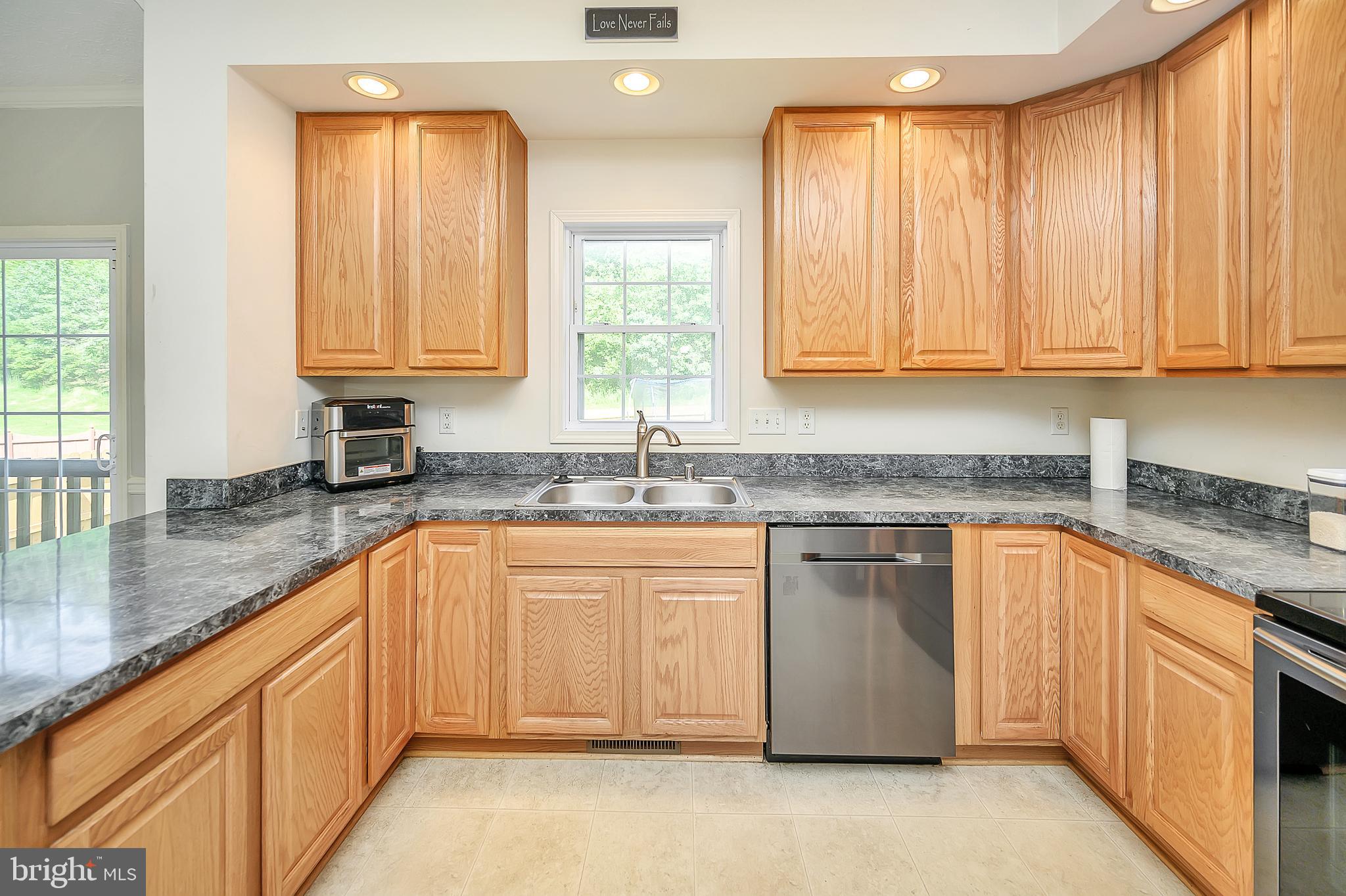 WIDEWATER VILLAGE - Residential