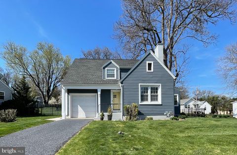 Photo of 43 W Governor Road, HERSHEY, PA 17033 (MLS # PADA2058712)