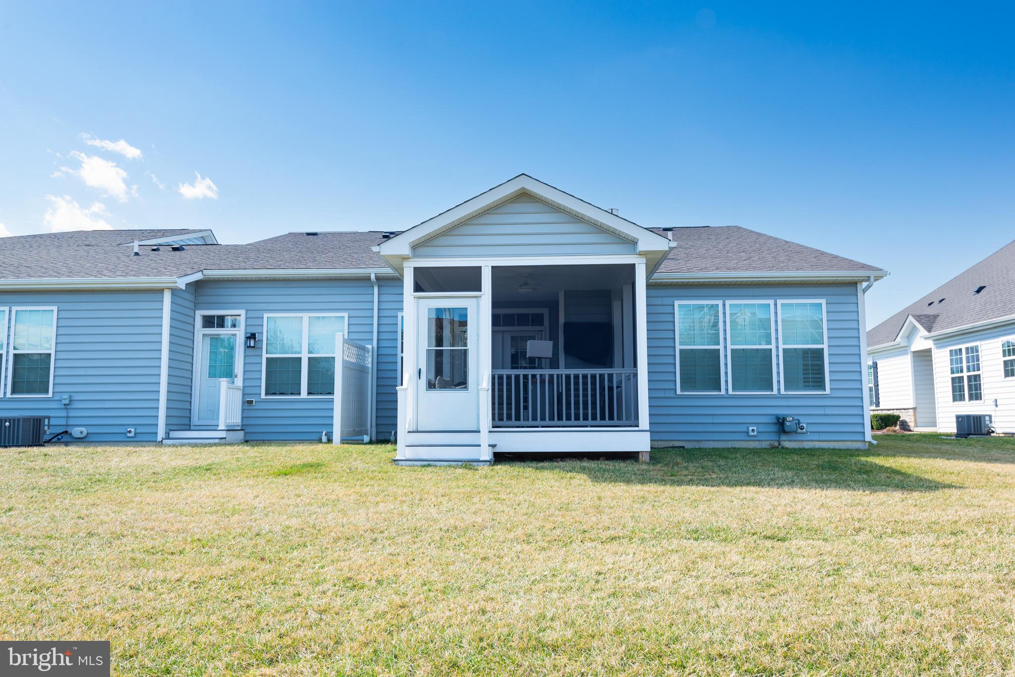 858 MOORINGS CIRCLE 11