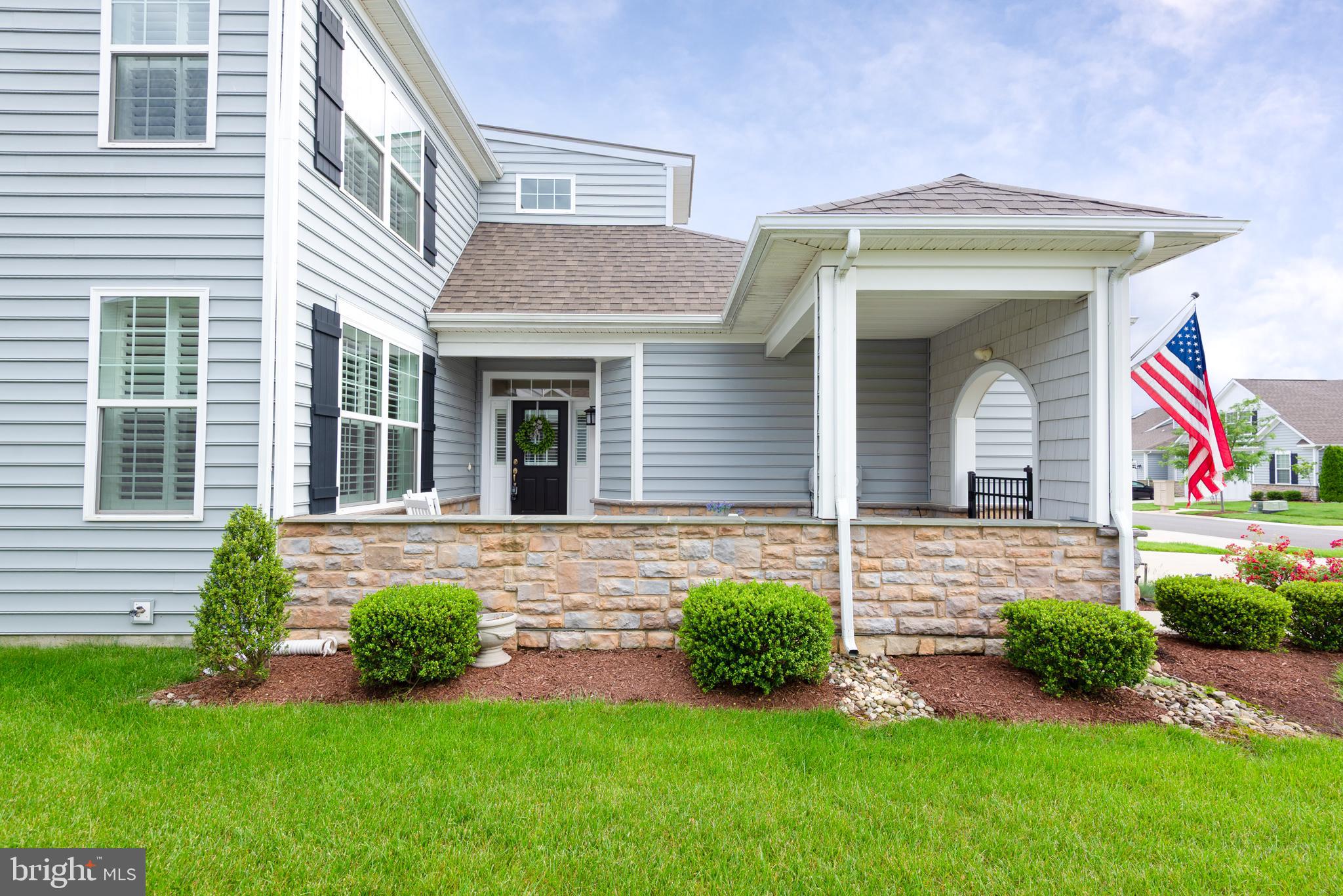 858 MOORINGS CIRCLE 11