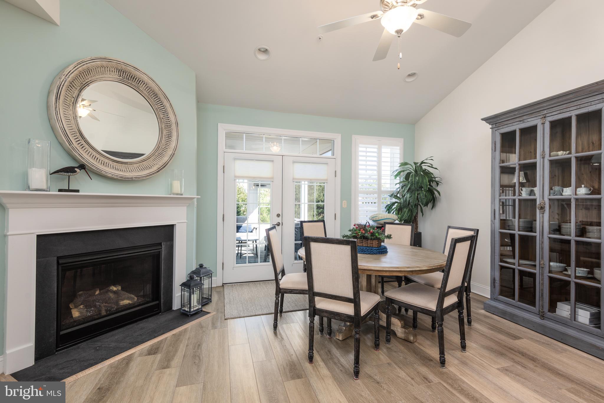 BAY BRIDGE COVE - Residential