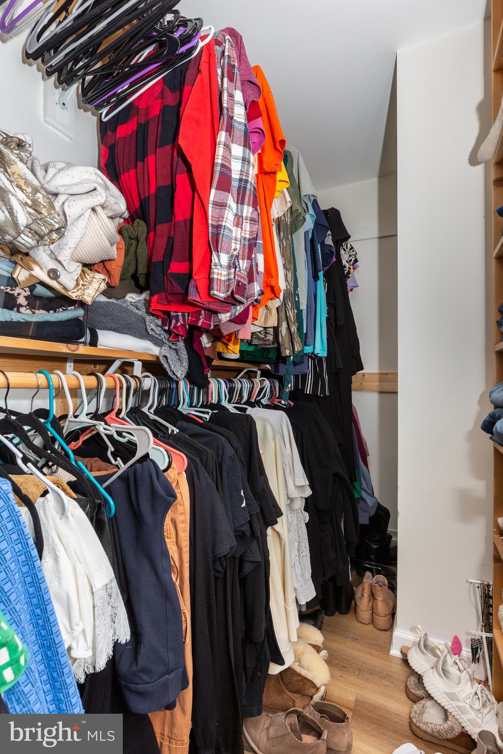 APPLE GROVE - Residential