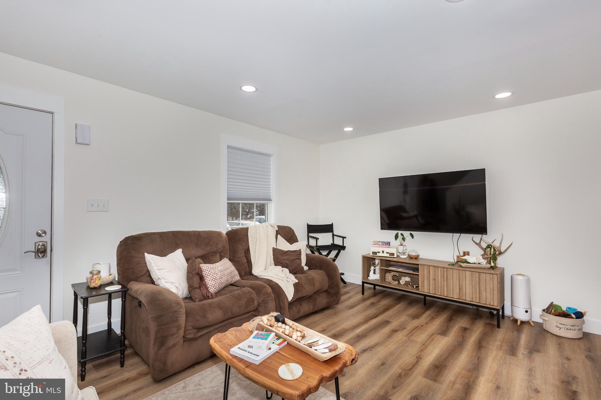 APPLE GROVE - Residential