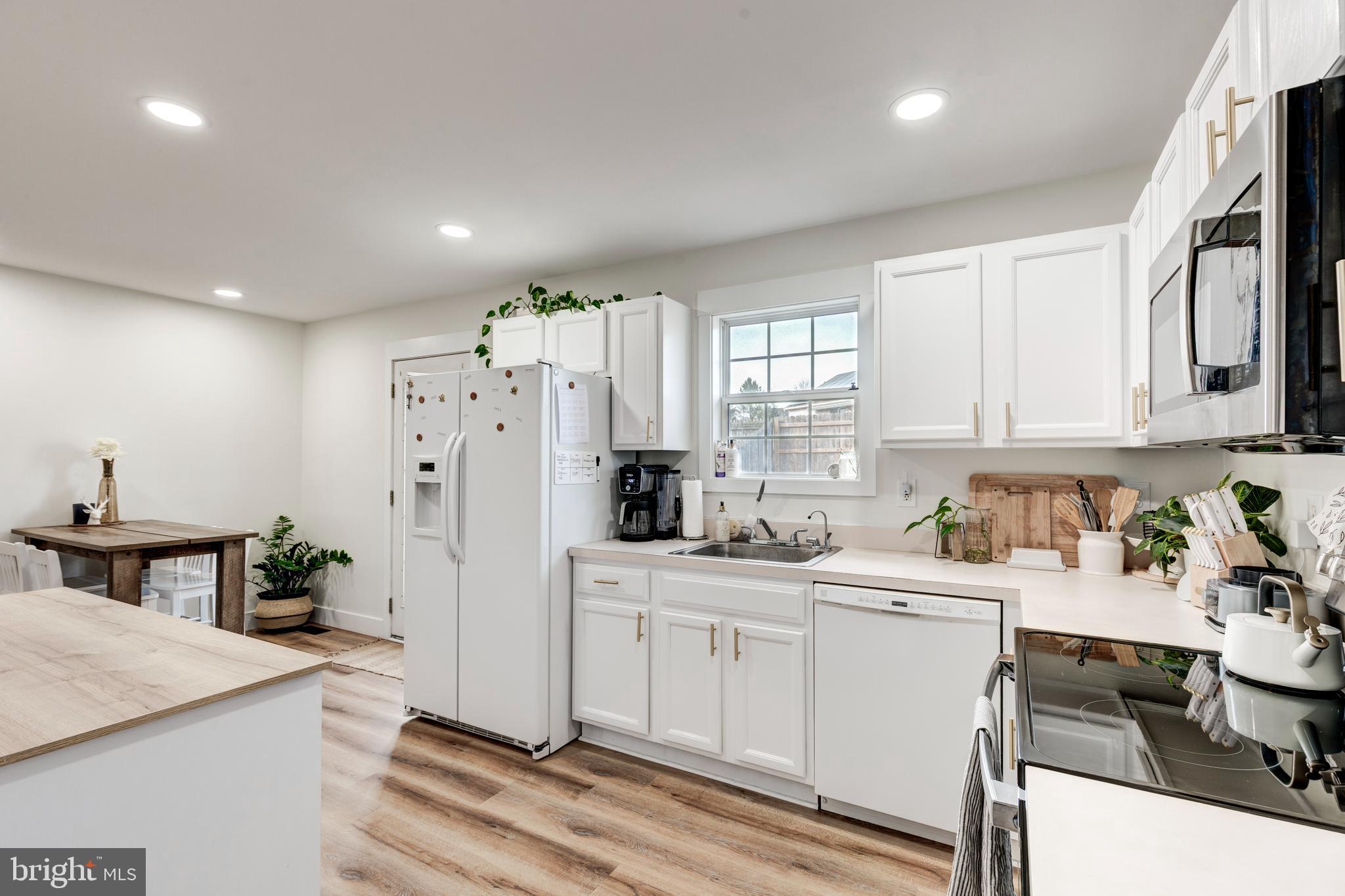 APPLE GROVE - Residential