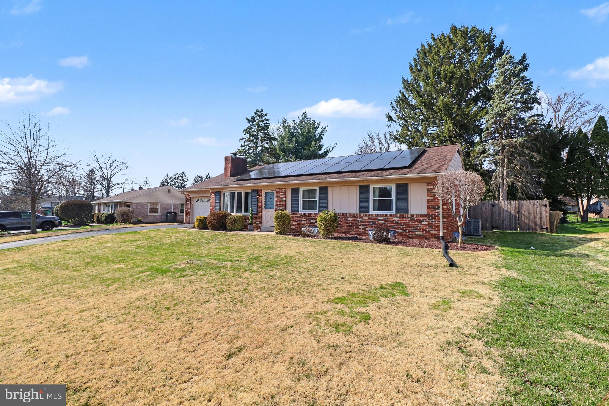 WILSHIRE HILLS - Residential