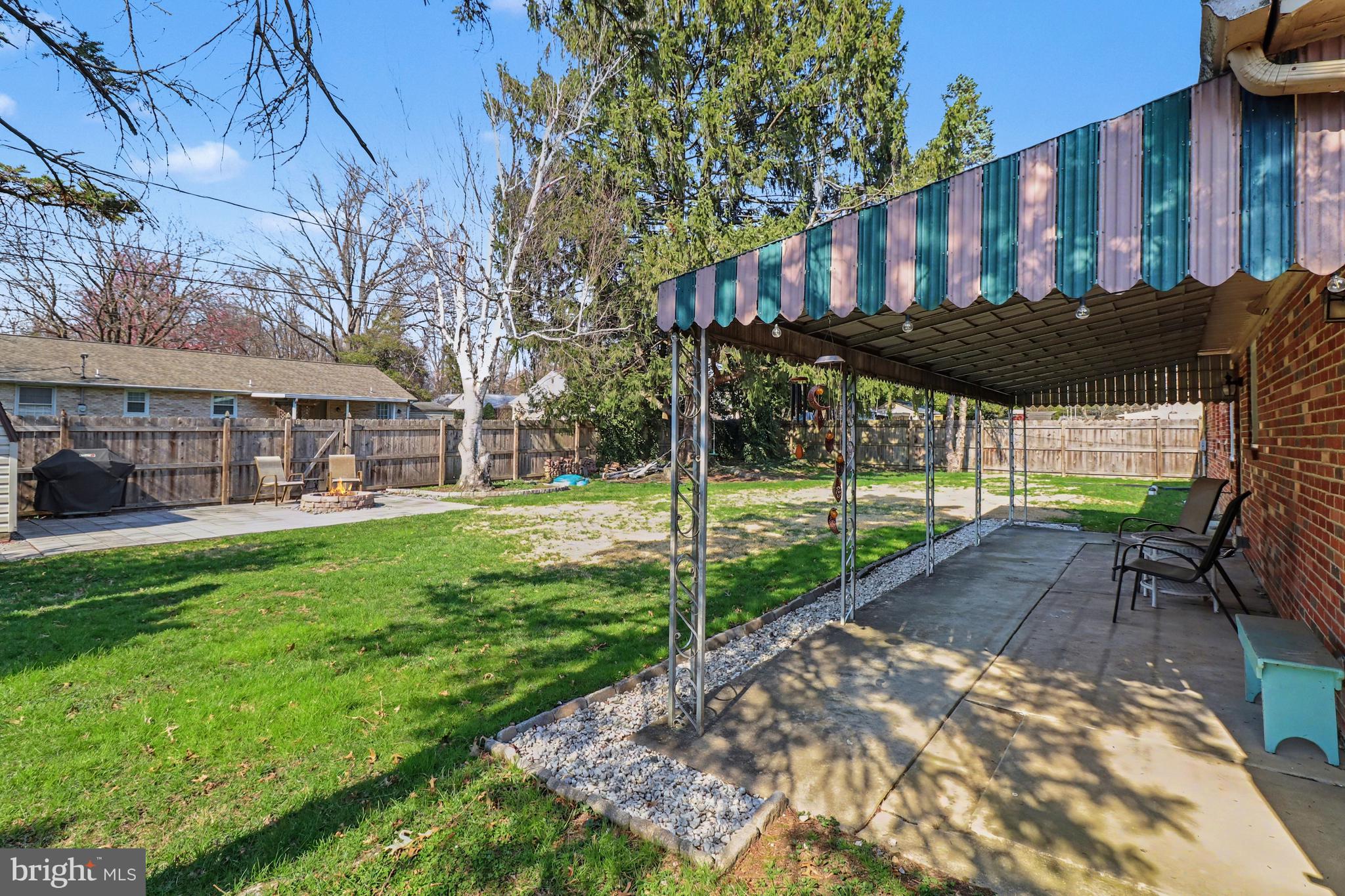 WILSHIRE HILLS - Residential