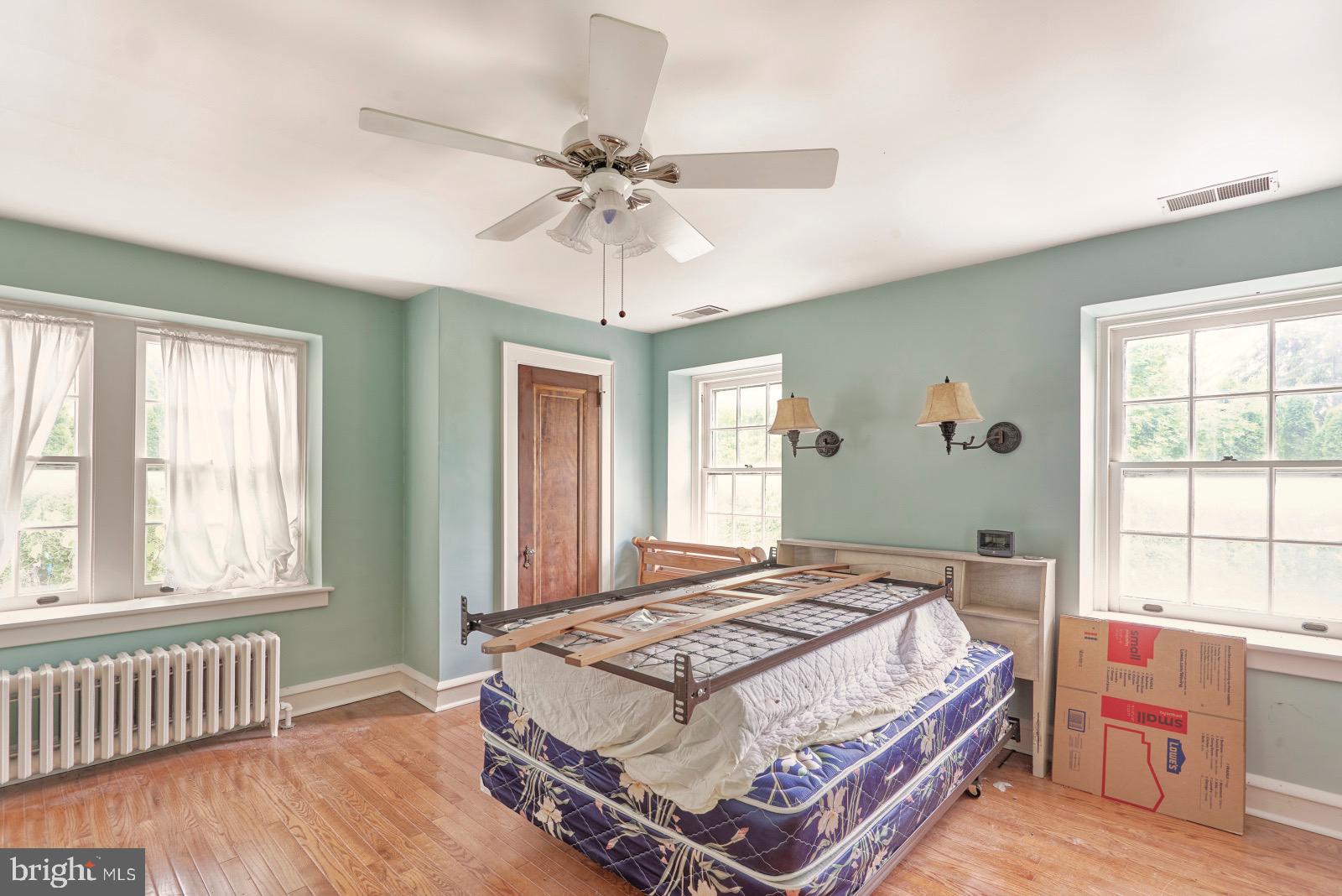 LINCOLN PARK - Residential