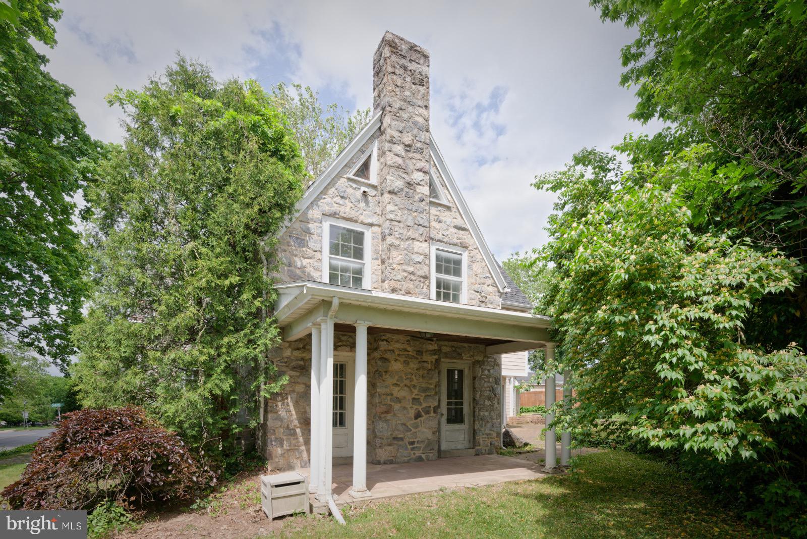 LINCOLN PARK - Residential