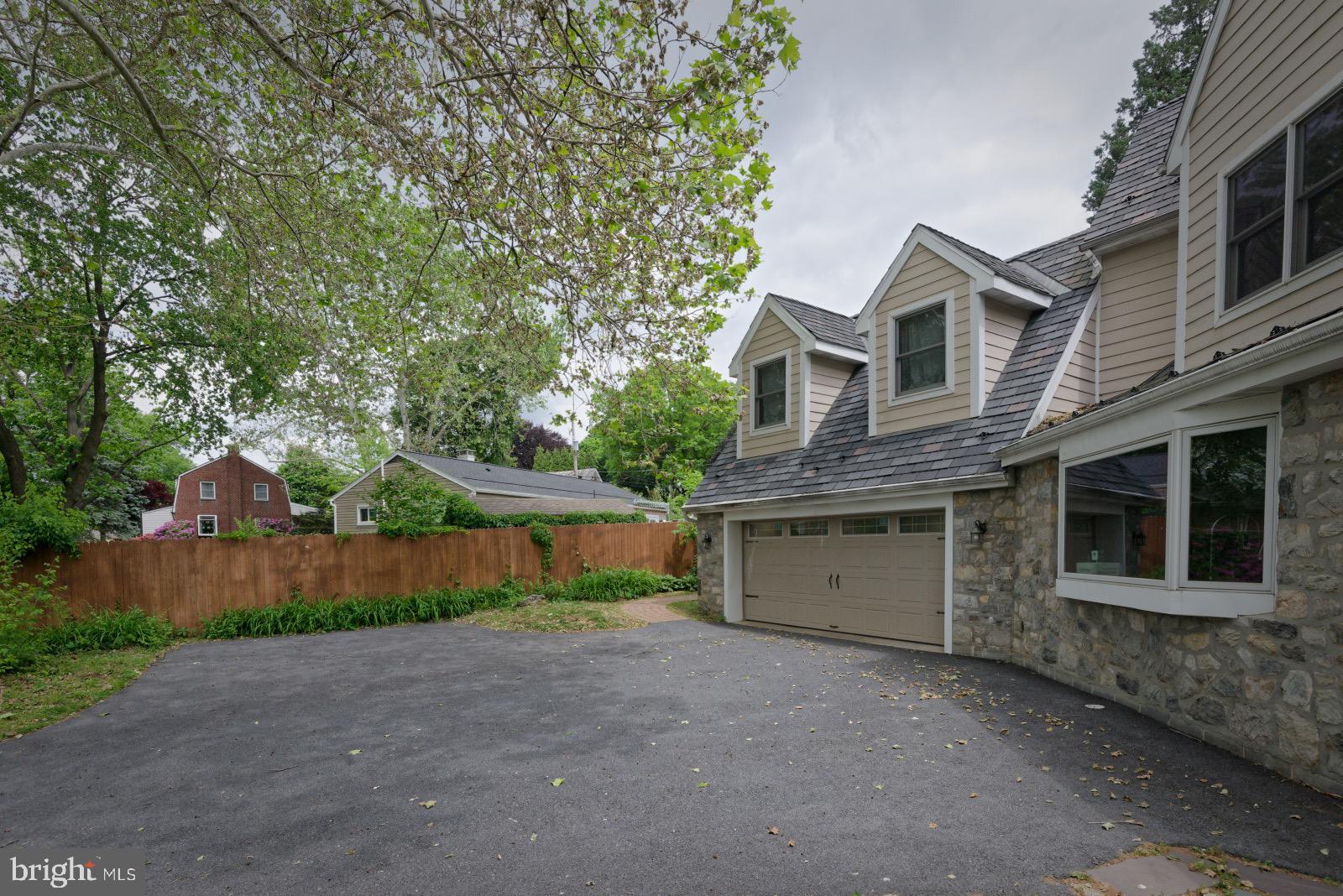 LINCOLN PARK - Residential