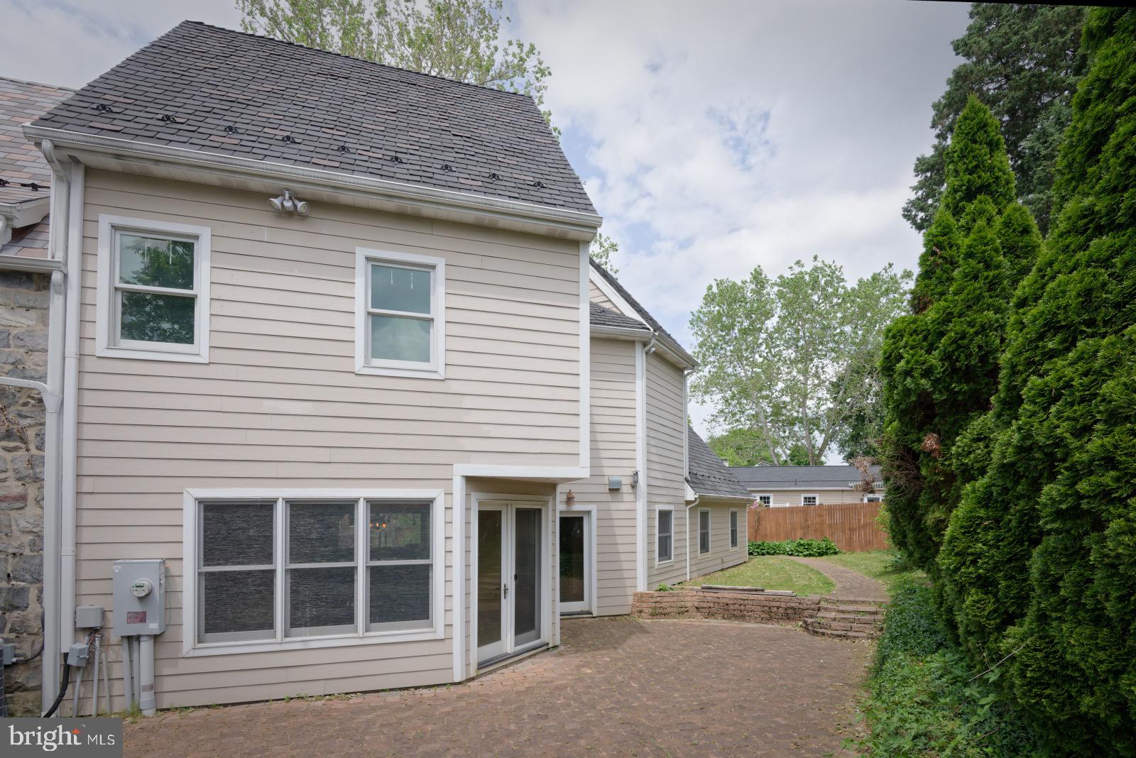 LINCOLN PARK - Residential