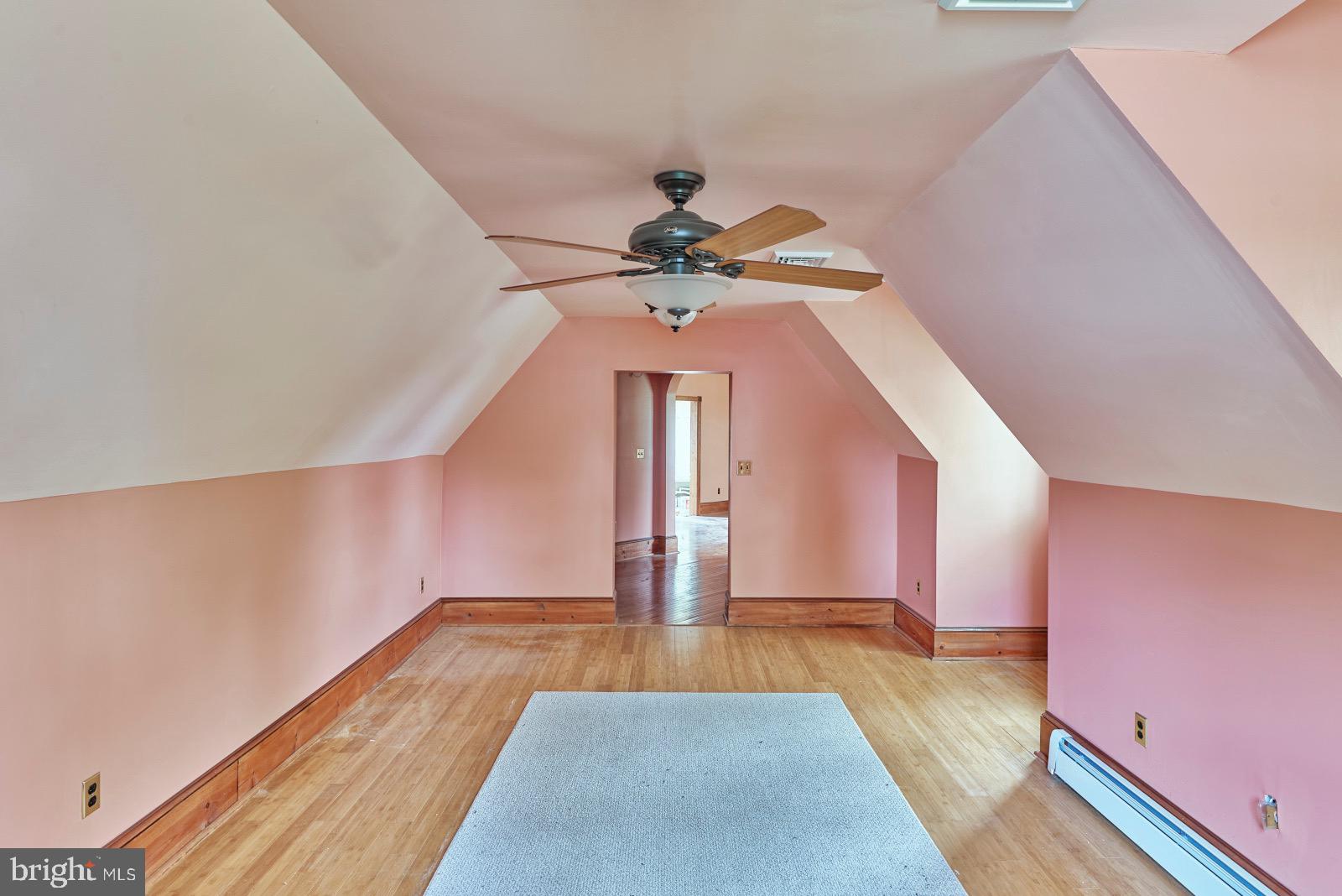 LINCOLN PARK - Residential