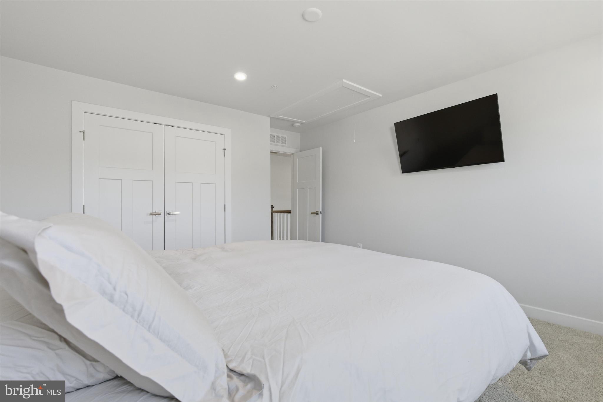 TWO RIVERS - Residential