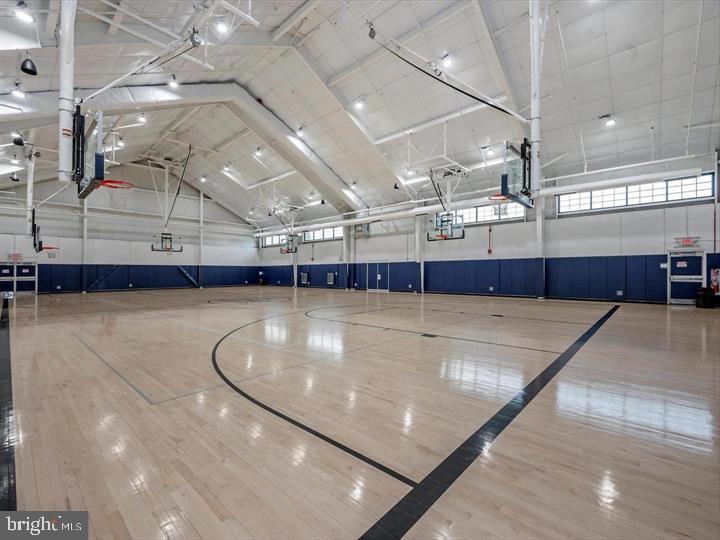 TWO RIVERS - Residential