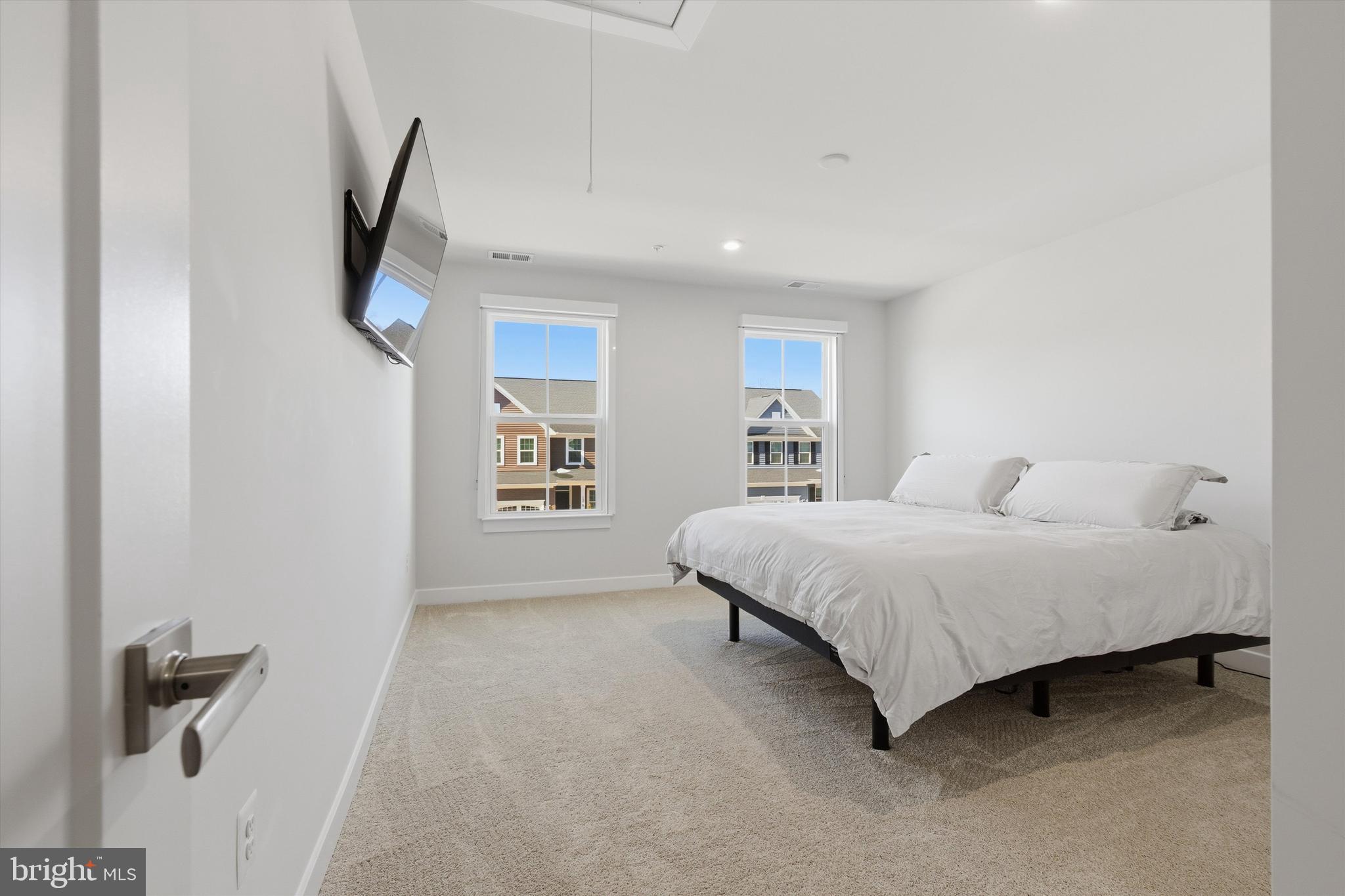 TWO RIVERS - Residential