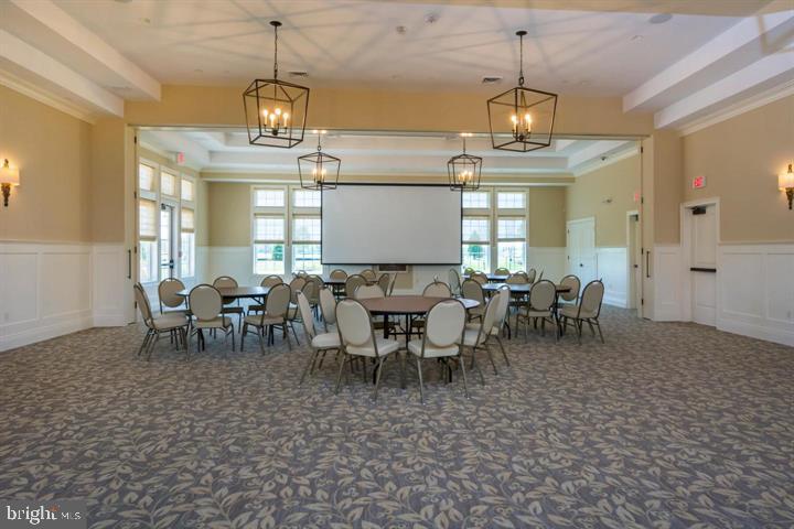 TWO RIVERS - Residential