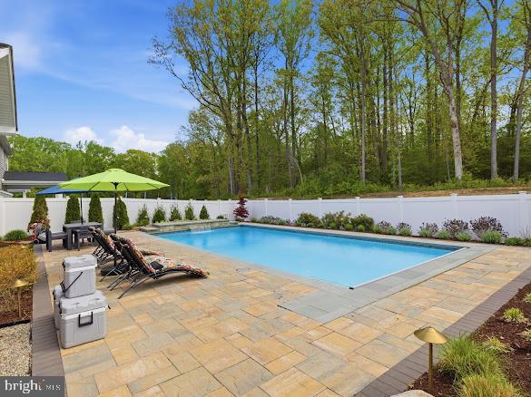 TWO RIVERS - Residential