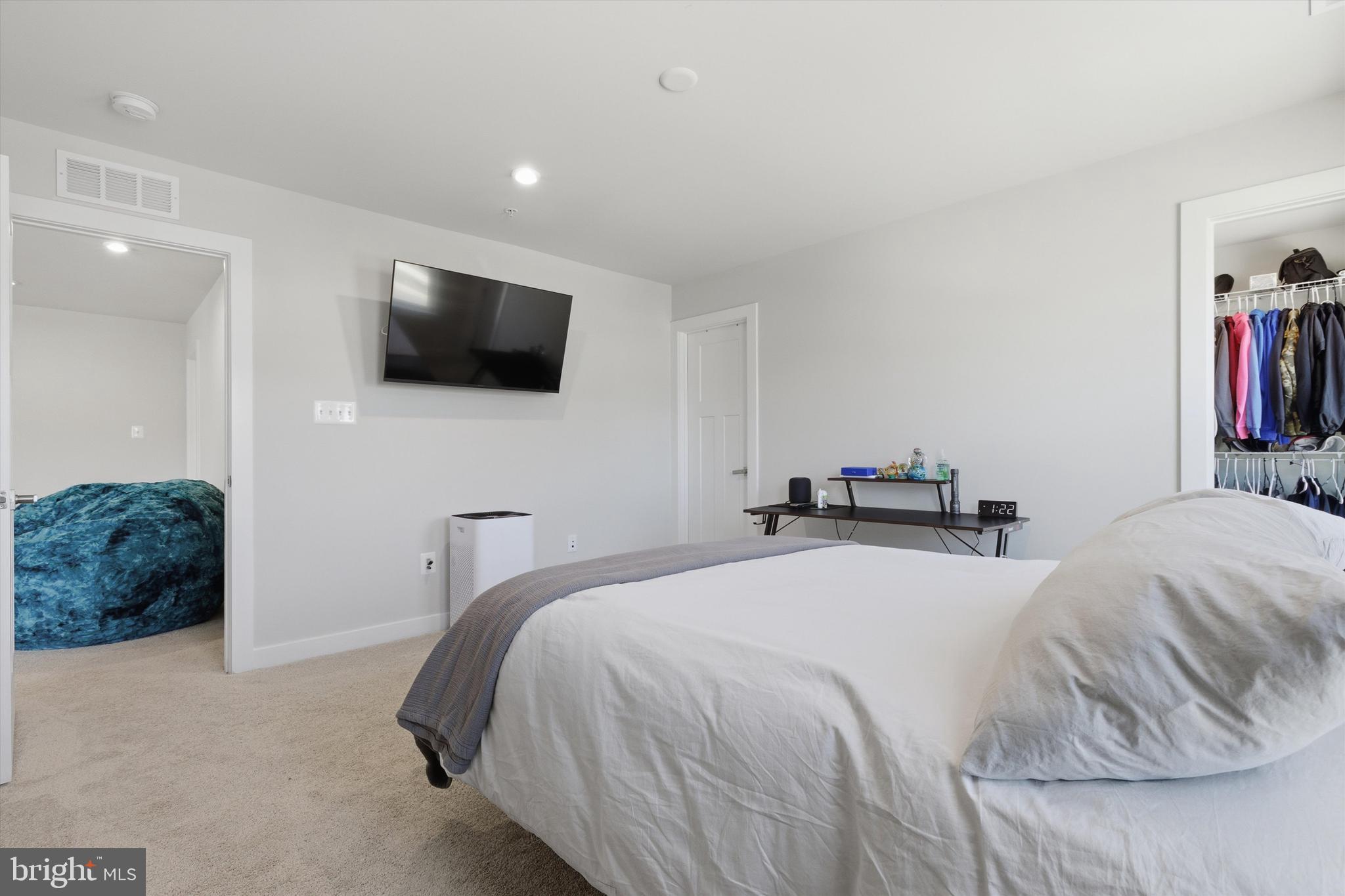 TWO RIVERS - Residential