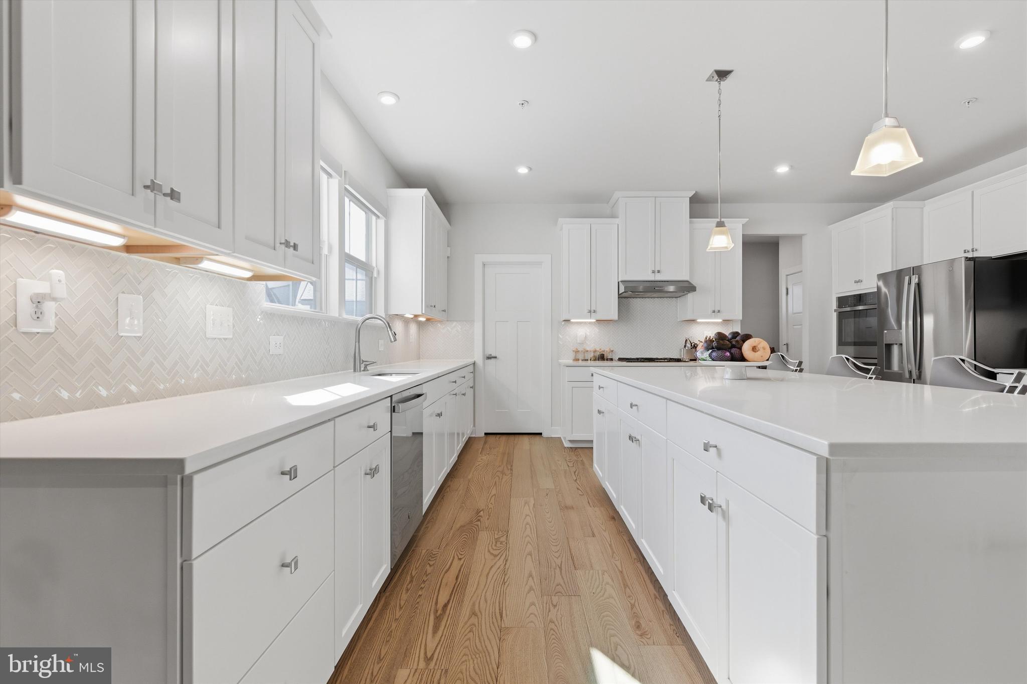 TWO RIVERS - Residential