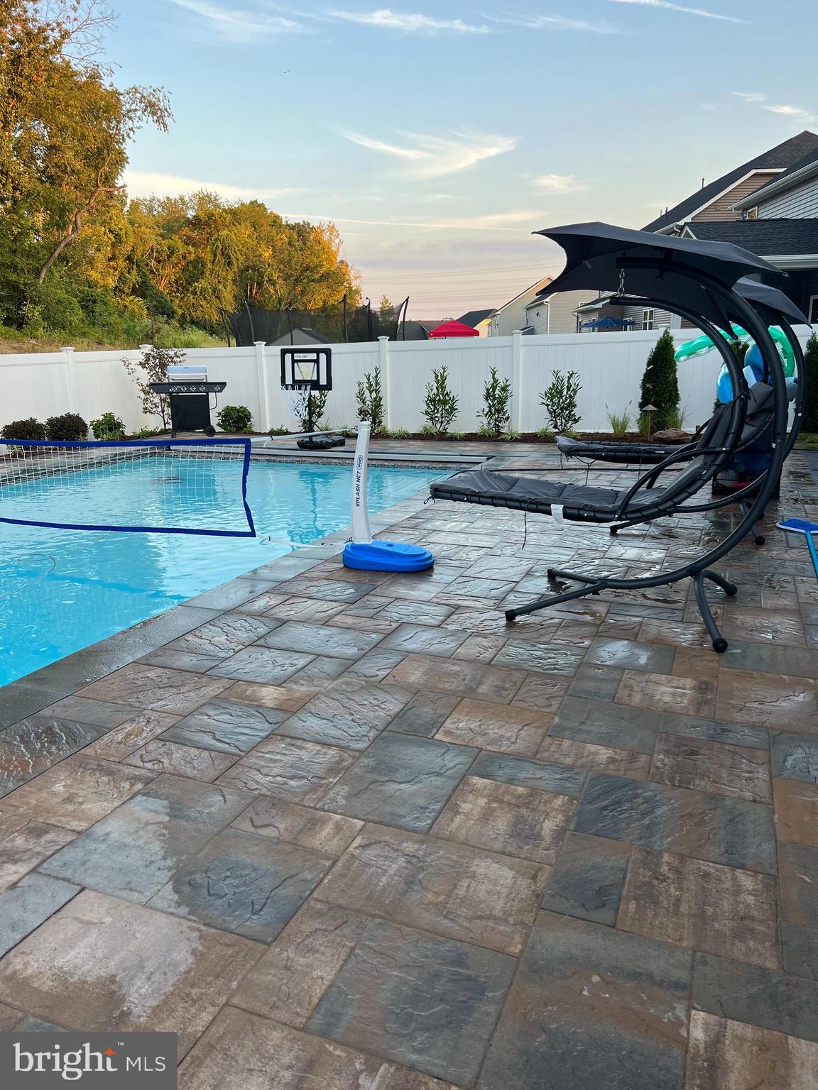 TWO RIVERS - Residential