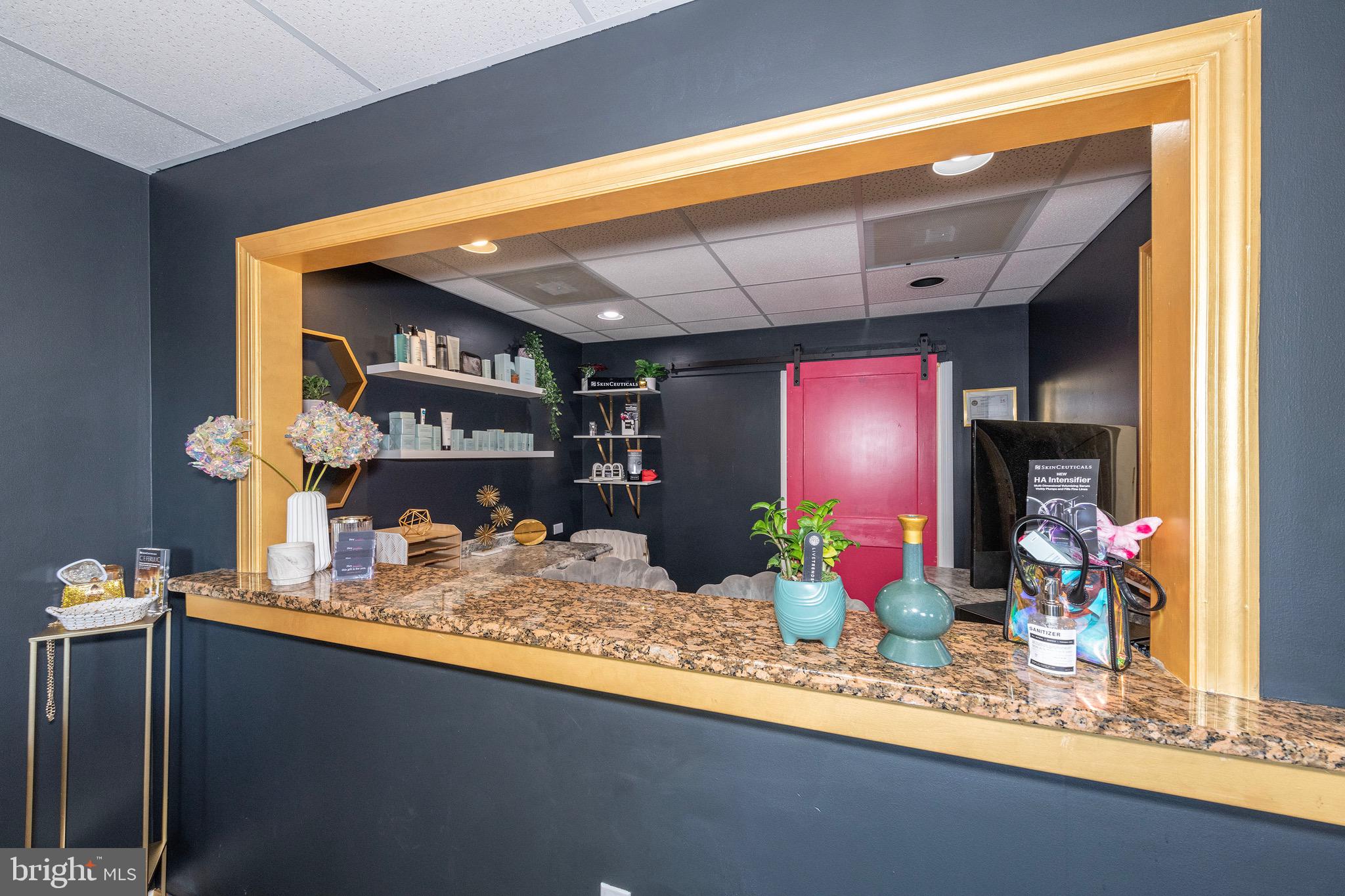 AMBER MEADOWS PROFESSIONAL BUILDING - Commercial Lease