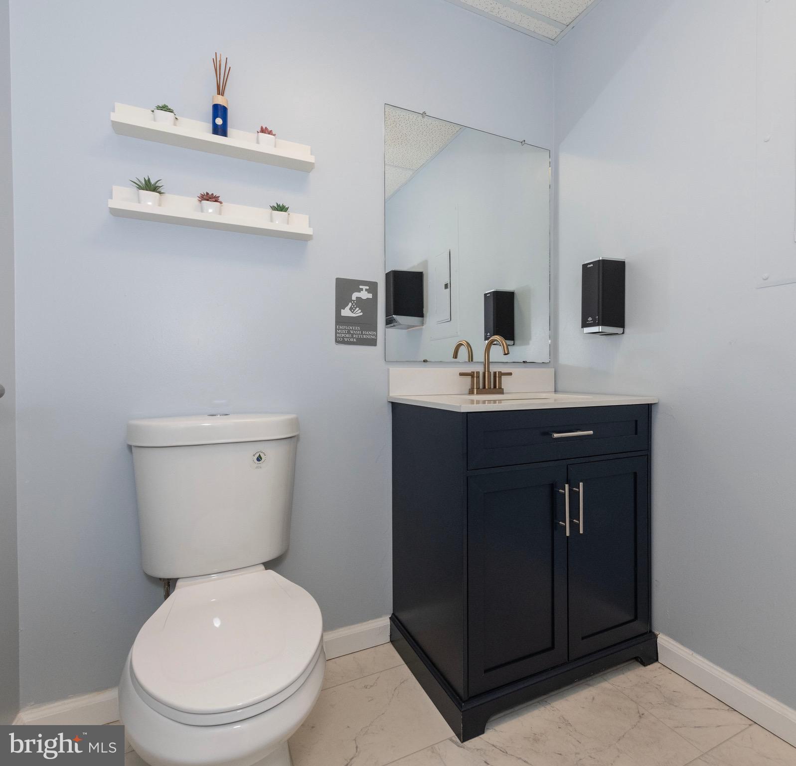 AMBER MEADOWS PROFESSIONAL BUILDING - Commercial Lease