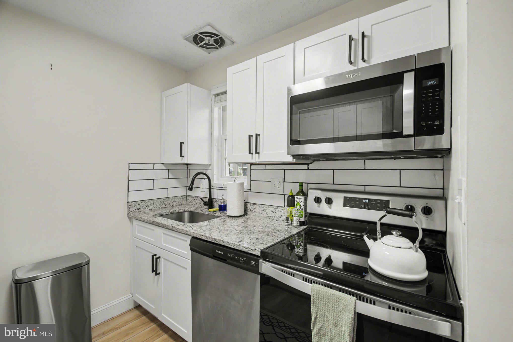 POTOWMACK CROSSING - Residential