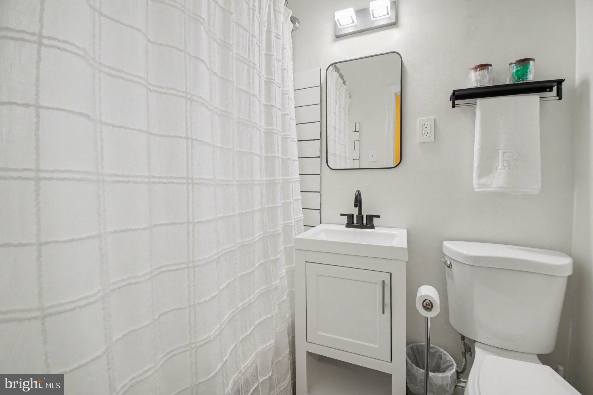 POTOWMACK CROSSING - Residential