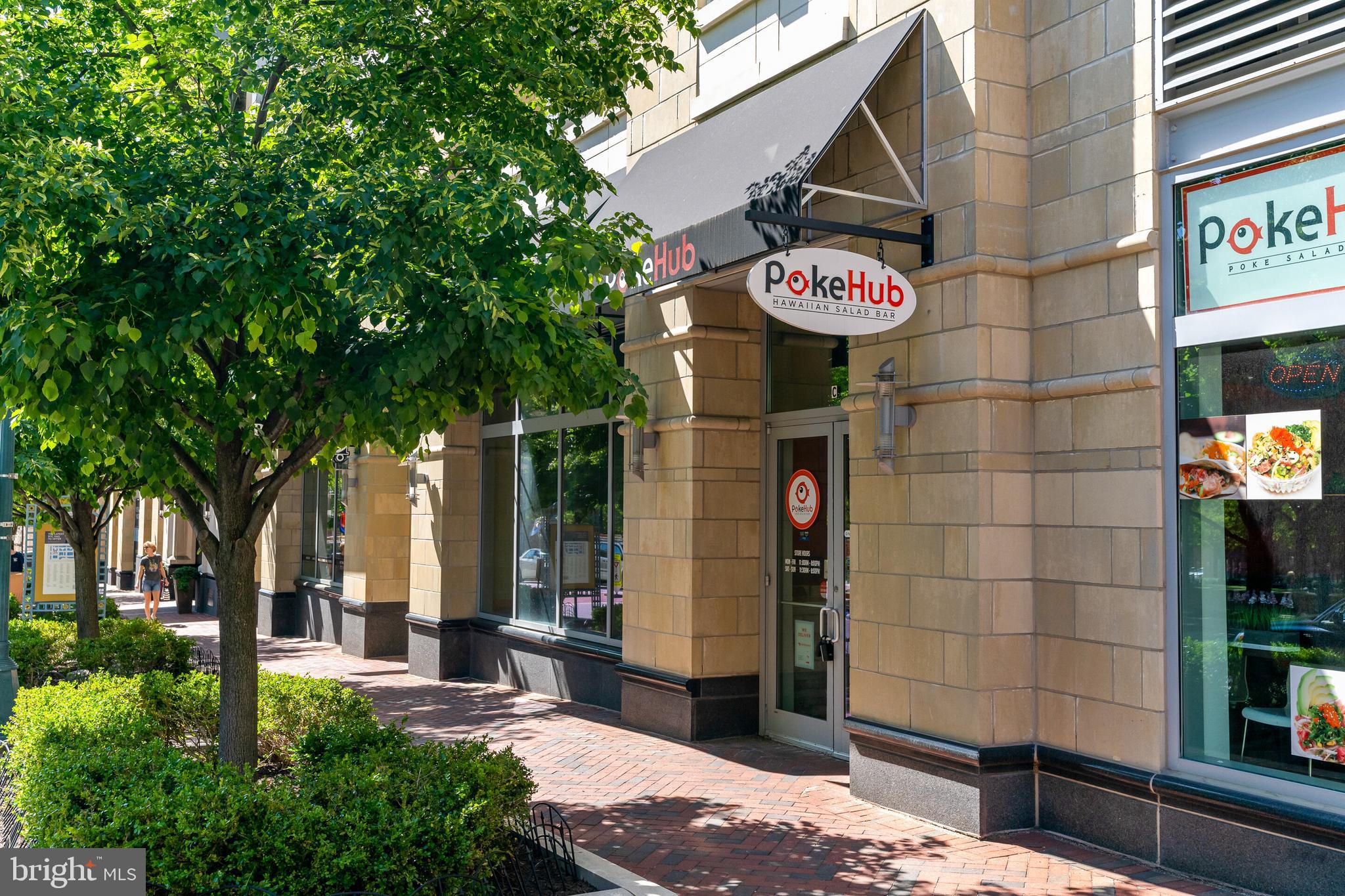 COUNTRY COURTS - Residential