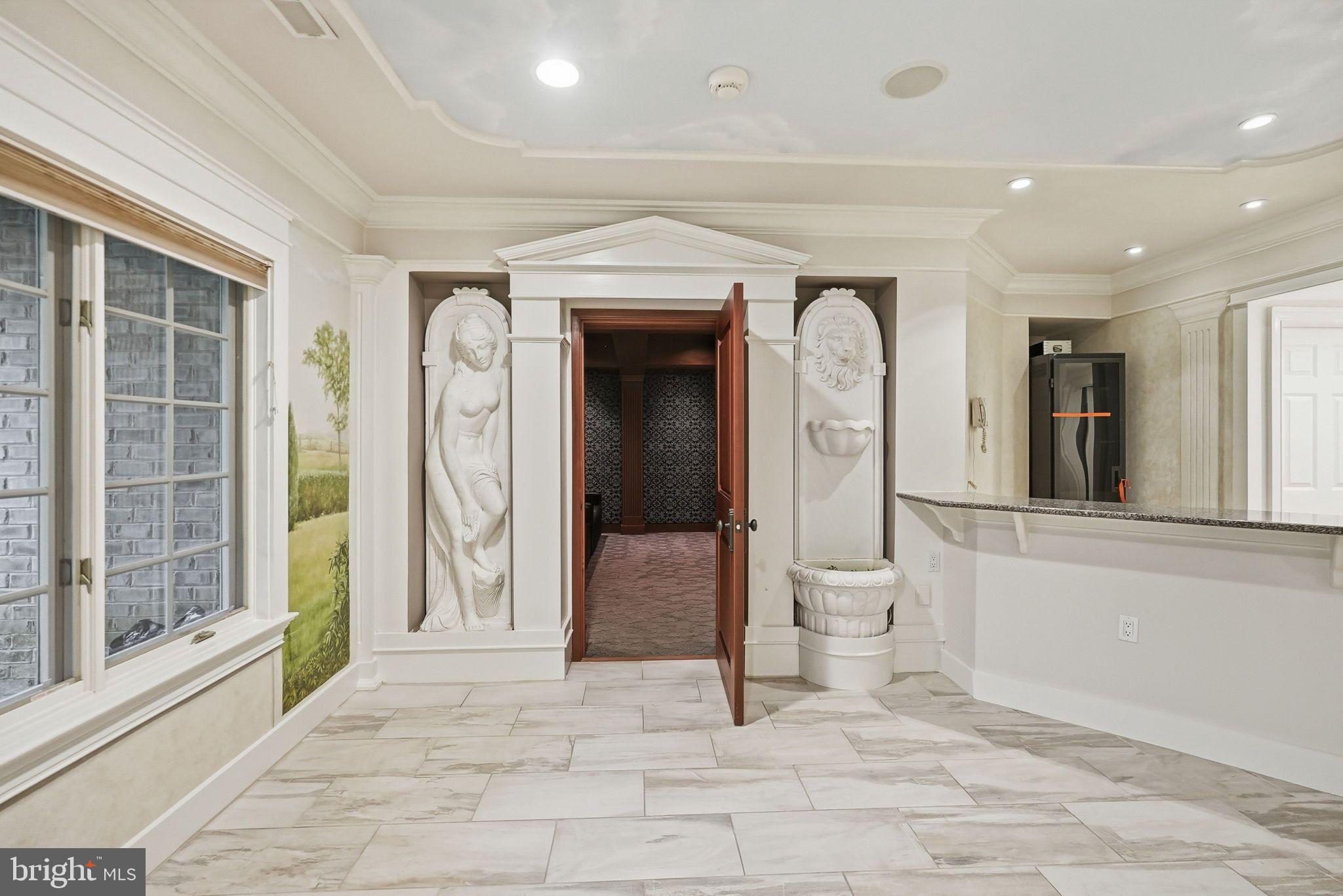 LANGLEY FOREST - Residential