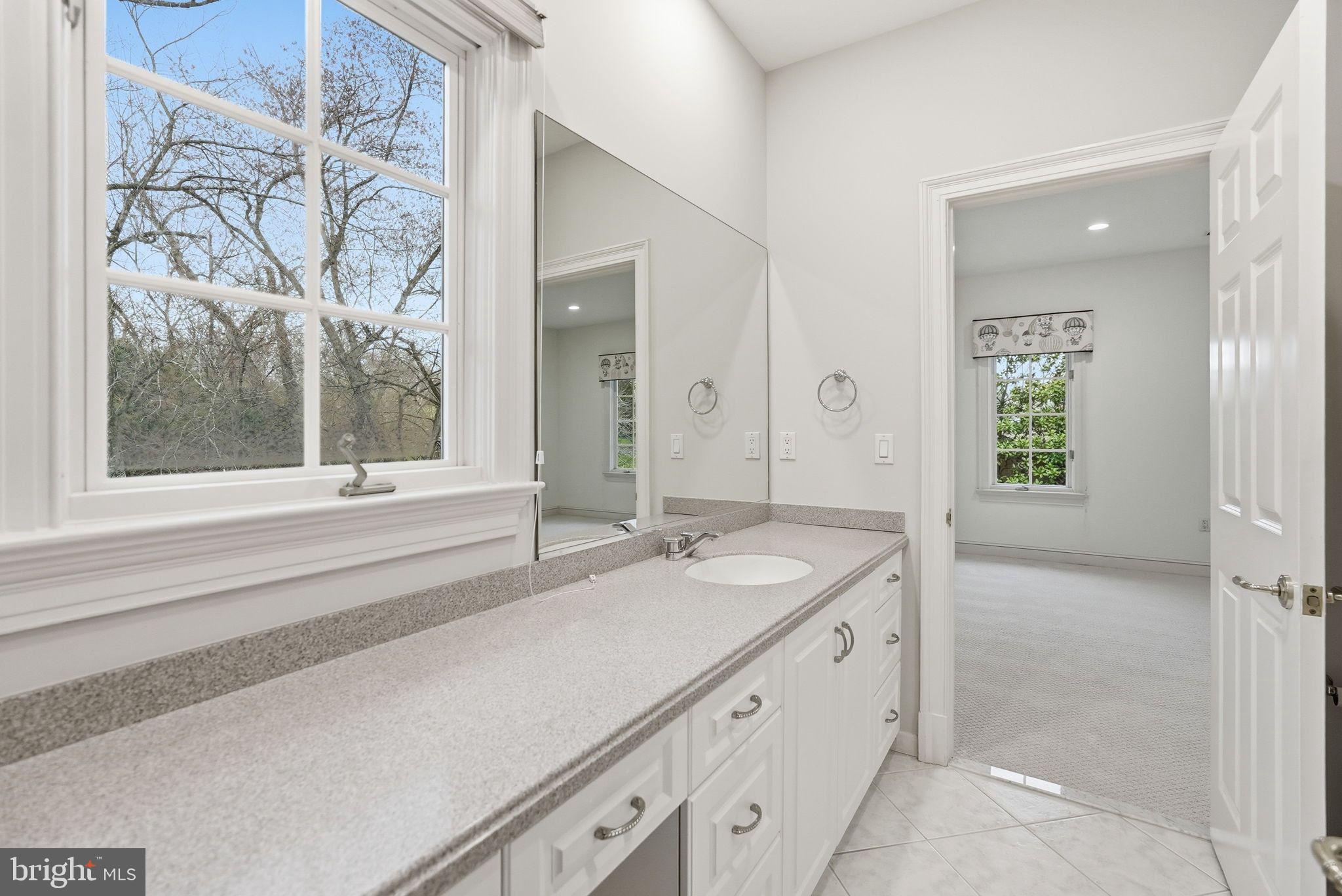 LANGLEY FOREST - Residential