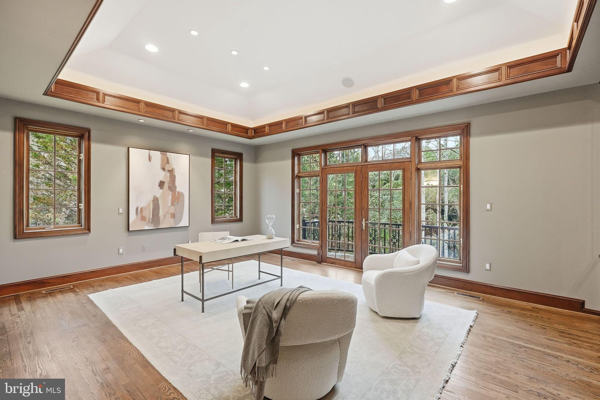 LANGLEY FOREST - Residential