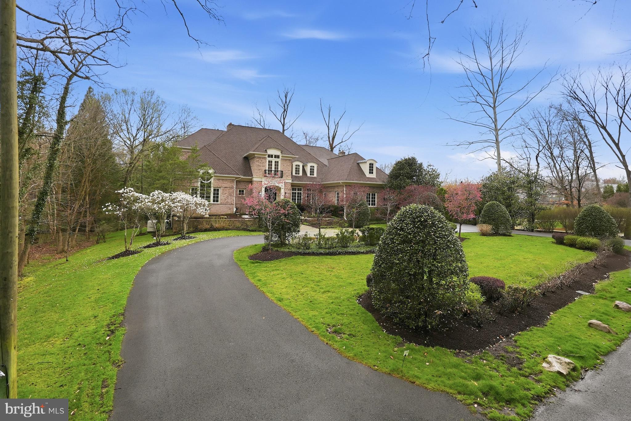 LANGLEY FOREST - Residential