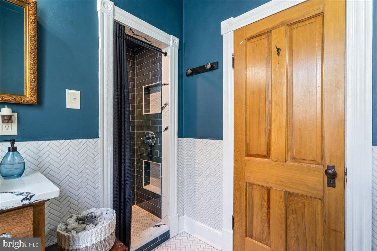 DOWNTOWN FREDERICK - Residential