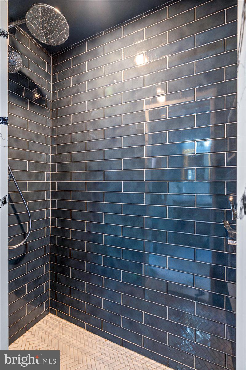 DOWNTOWN FREDERICK - Residential