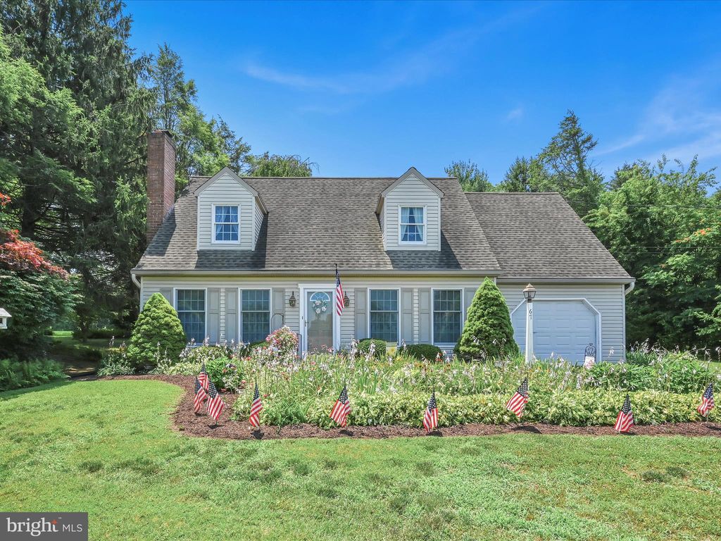 Photo of 67 W BOEHMS RD, WILLOW STREET, PA 17584 (MLS # PALA2037476)