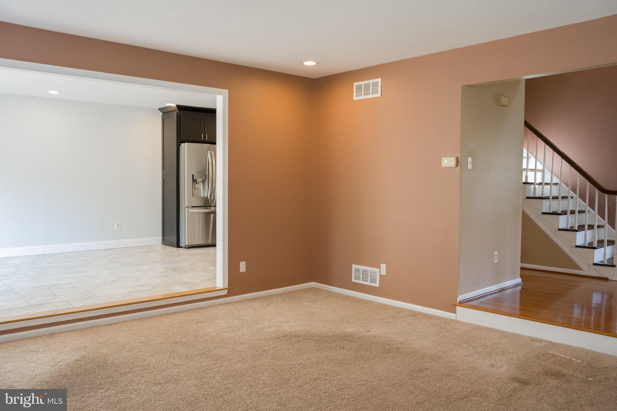 212 NEVIN LANE