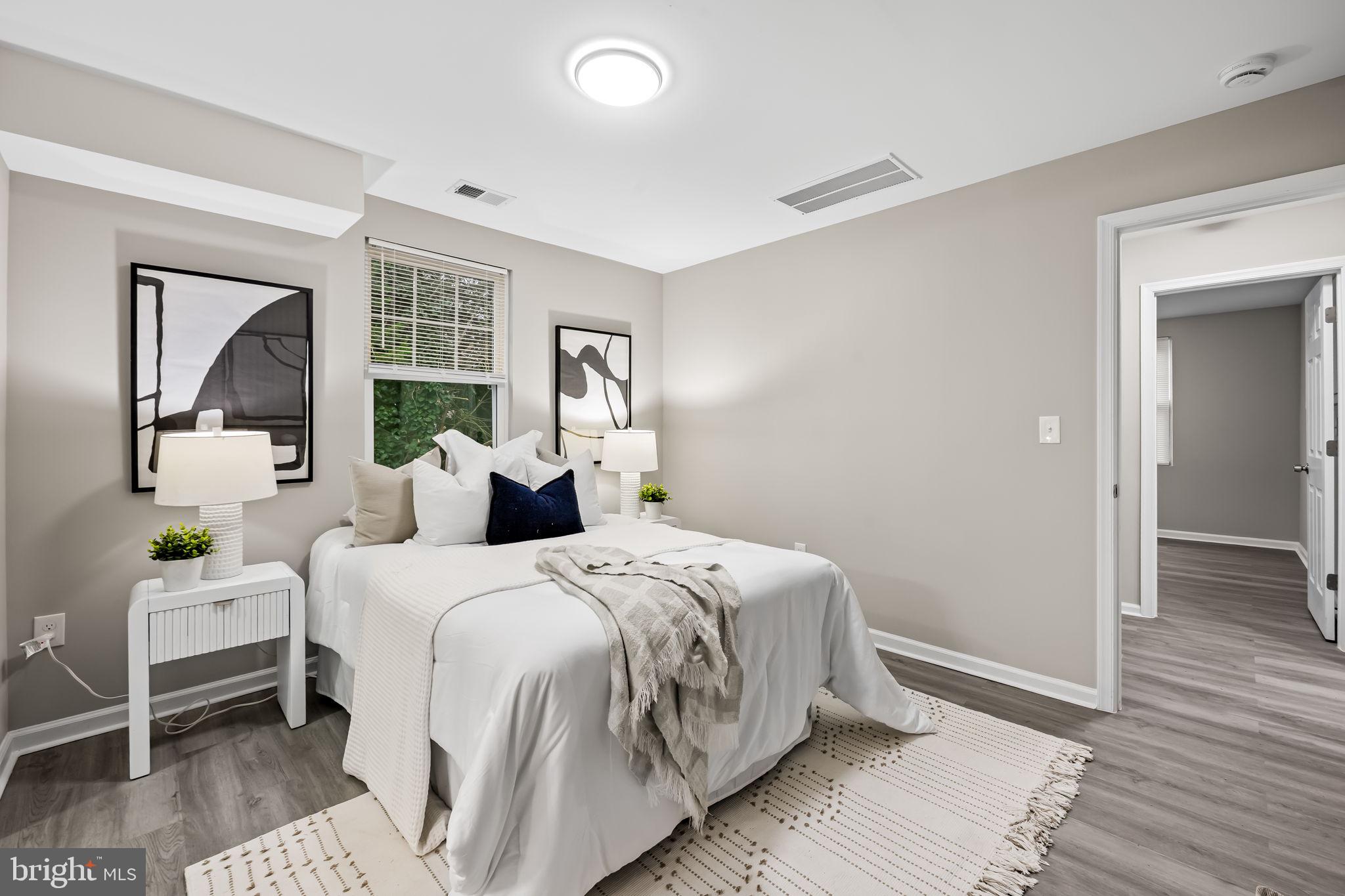 FERNBROOK - Residential