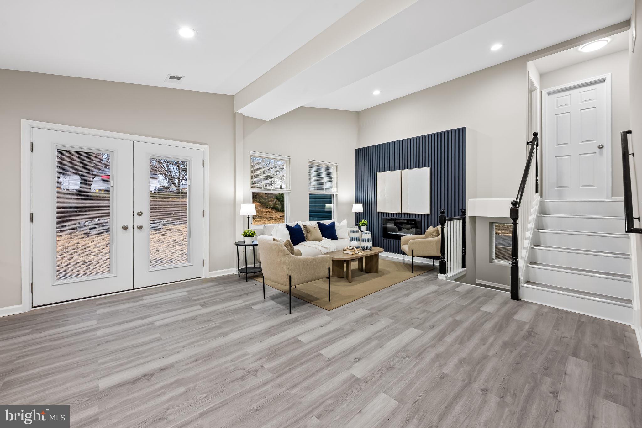 FERNBROOK - Residential