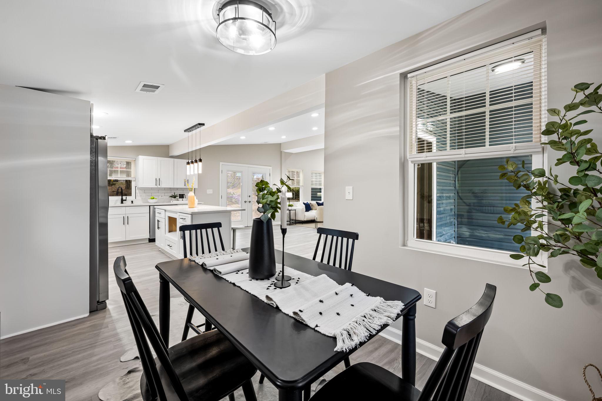 FERNBROOK - Residential