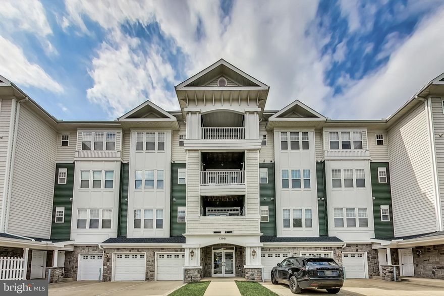 55+ community First floor Condo, Freshly painted, 3 bedrooms 2 full bathroom condo with an attached garage where you just walk into your condo from the garage.  This condo features new laminate flooring throughout, updated kitchen with granite counter tops, stainless steel appliances that leads right out to your private oversized patio.  You also have access to the 35,000 square ft. clubhouse with a indoor outdoor pool, state of the art work out room, billiards room, library, computer room, event space, sitting area, patio for holding parties, and cookouts, 3 mile walking trails, plus you will be invited to all the events in the community.