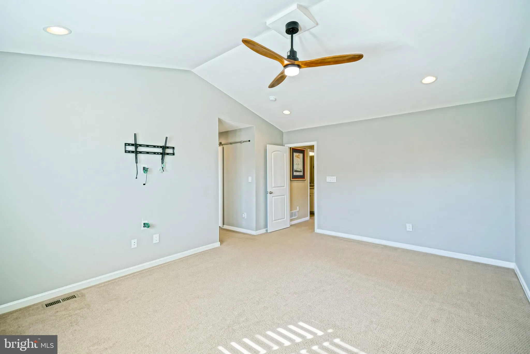 Rehoboth Beach, Delaware 19971, United States, 3 Bedrooms Bedrooms, ,3 BathroomsBathrooms,Residential,Active,235979