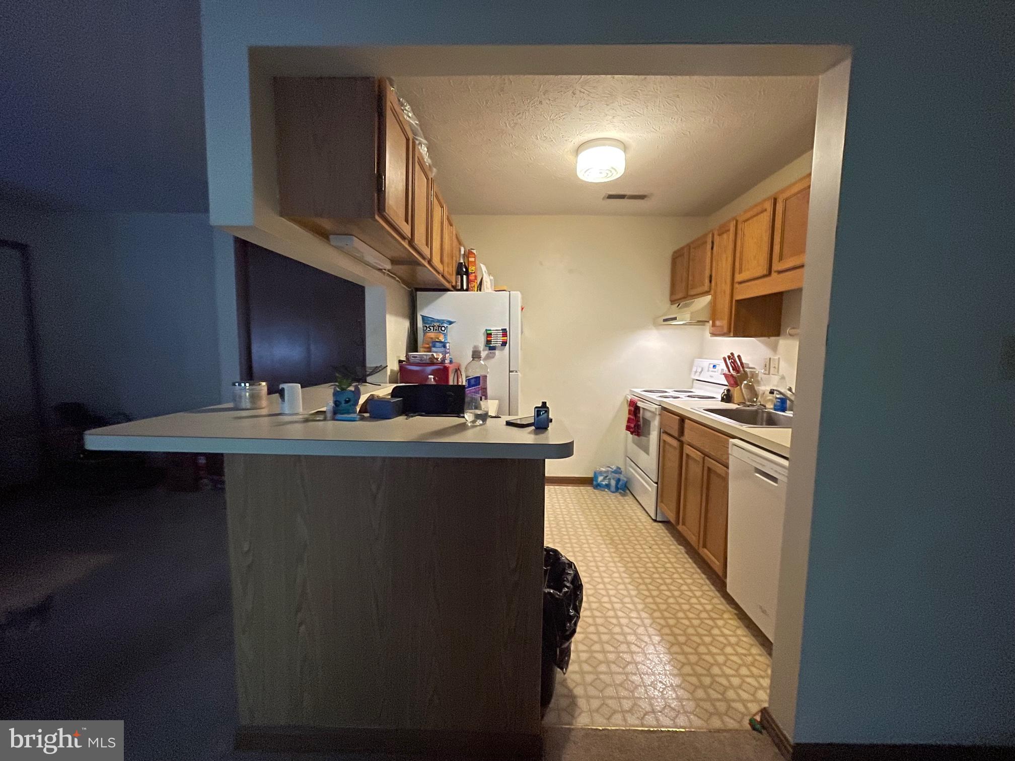 ORCHID PARK OF WILDEWOOD - Residential Lease