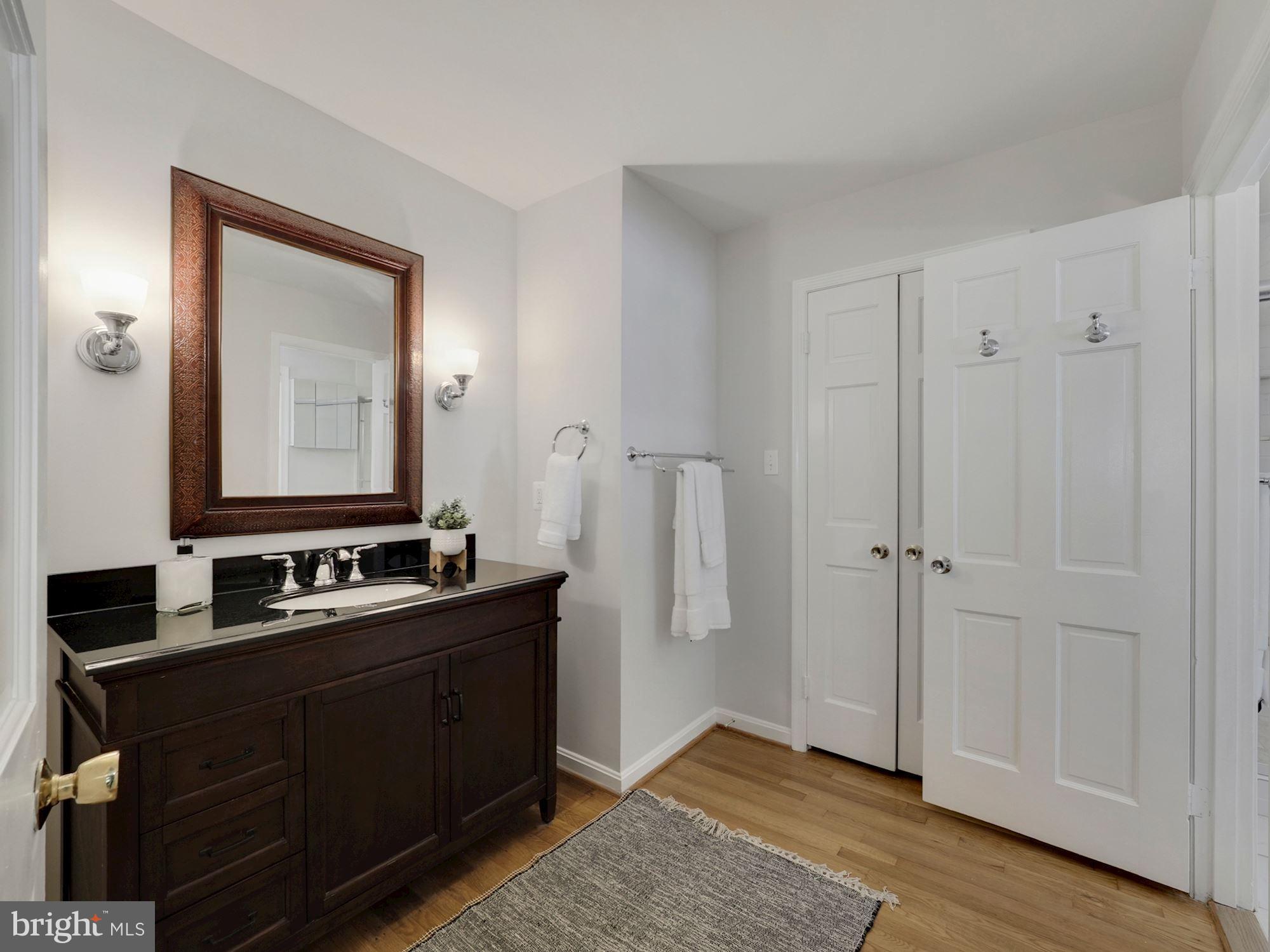 RIVER FALLS - Residential