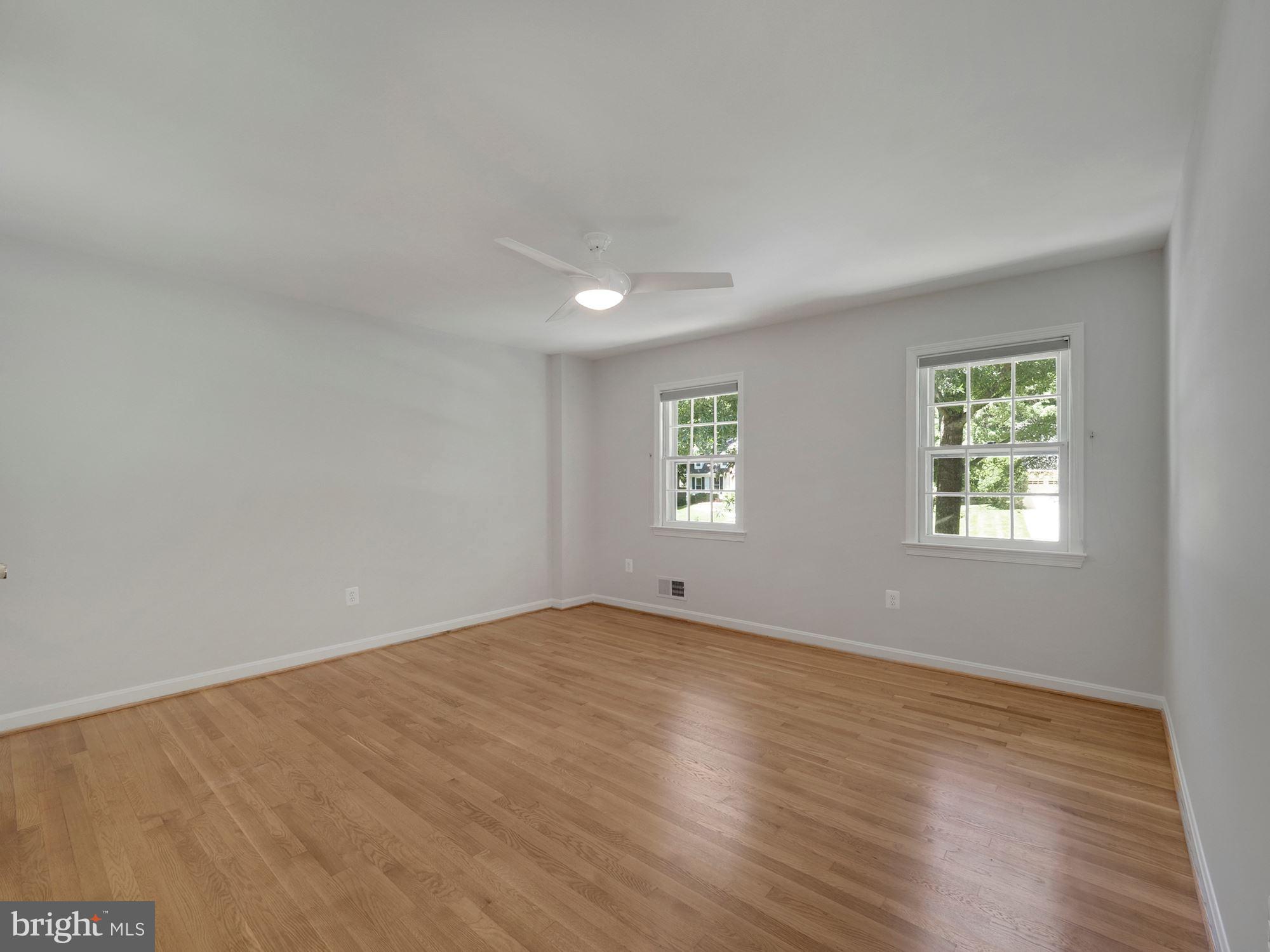 RIVER FALLS - Residential