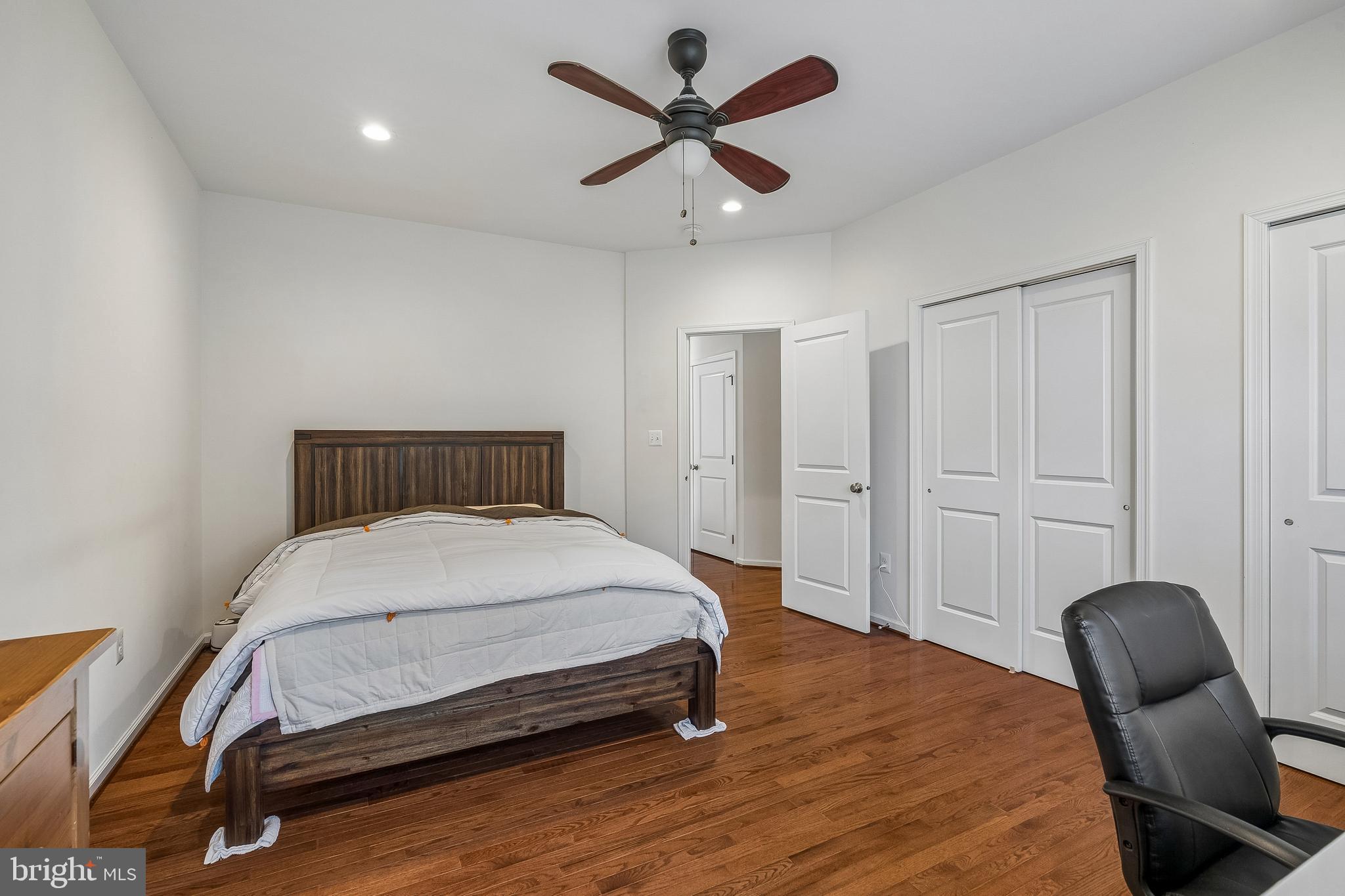 LENAH MILL - Residential