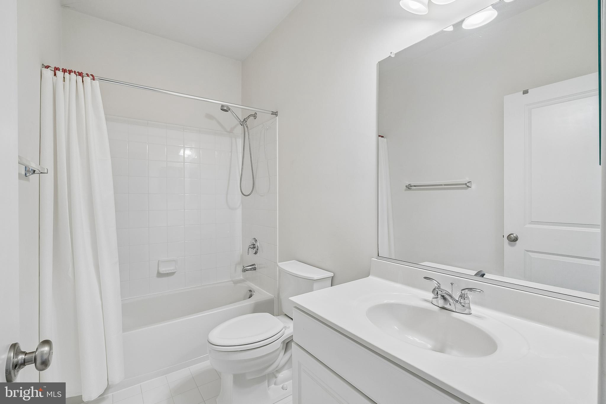 LENAH MILL - Residential