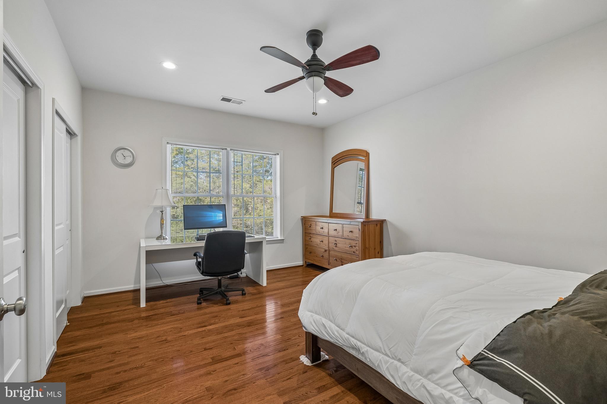 LENAH MILL - Residential