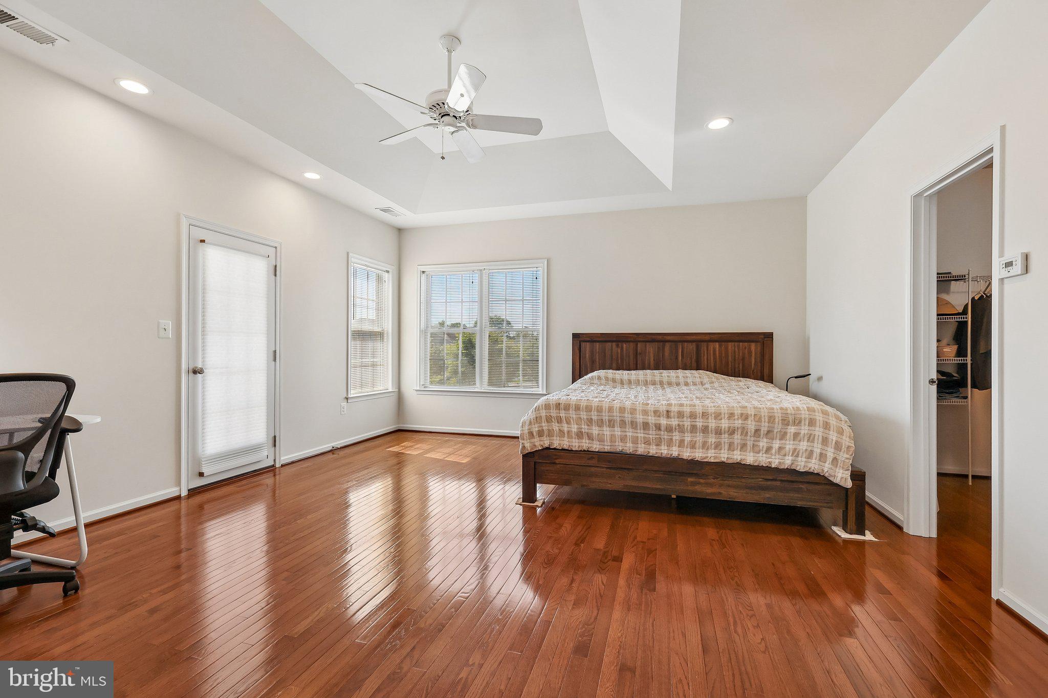 LENAH MILL - Residential