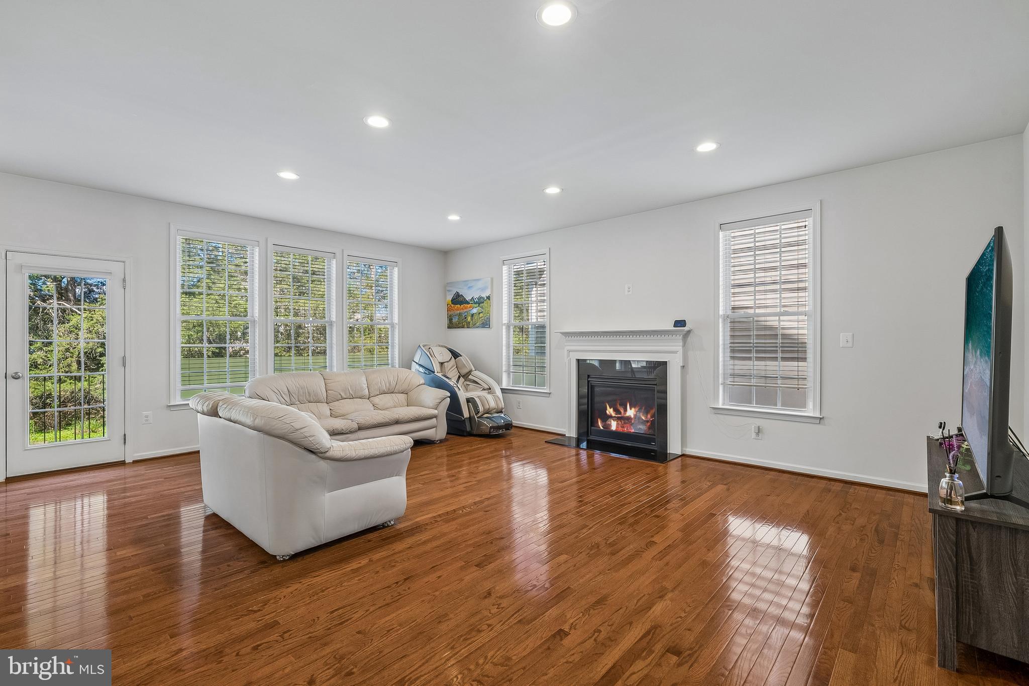 LENAH MILL - Residential